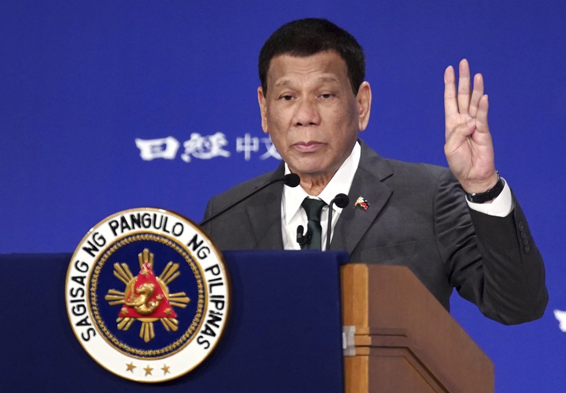 Presidente de Filipinas ordena a la policía arrestar a quienes no usen mascarillas presidente-de-filipinas-ordena-a-la-policia-arrestar-a-quienes-no-usen-mascarillas